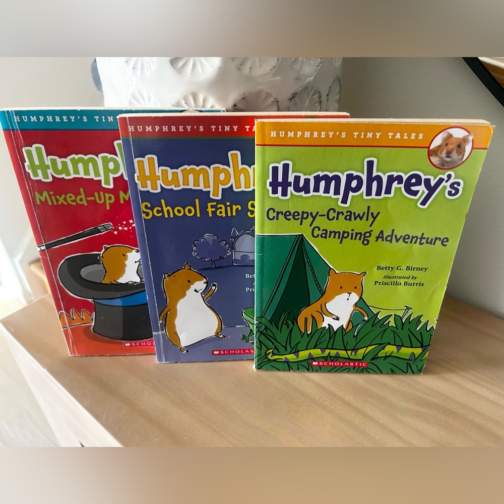Scholastic Humphrey's Tiny Tales By Betty G Birney Kids Set of 3 Chapter Books